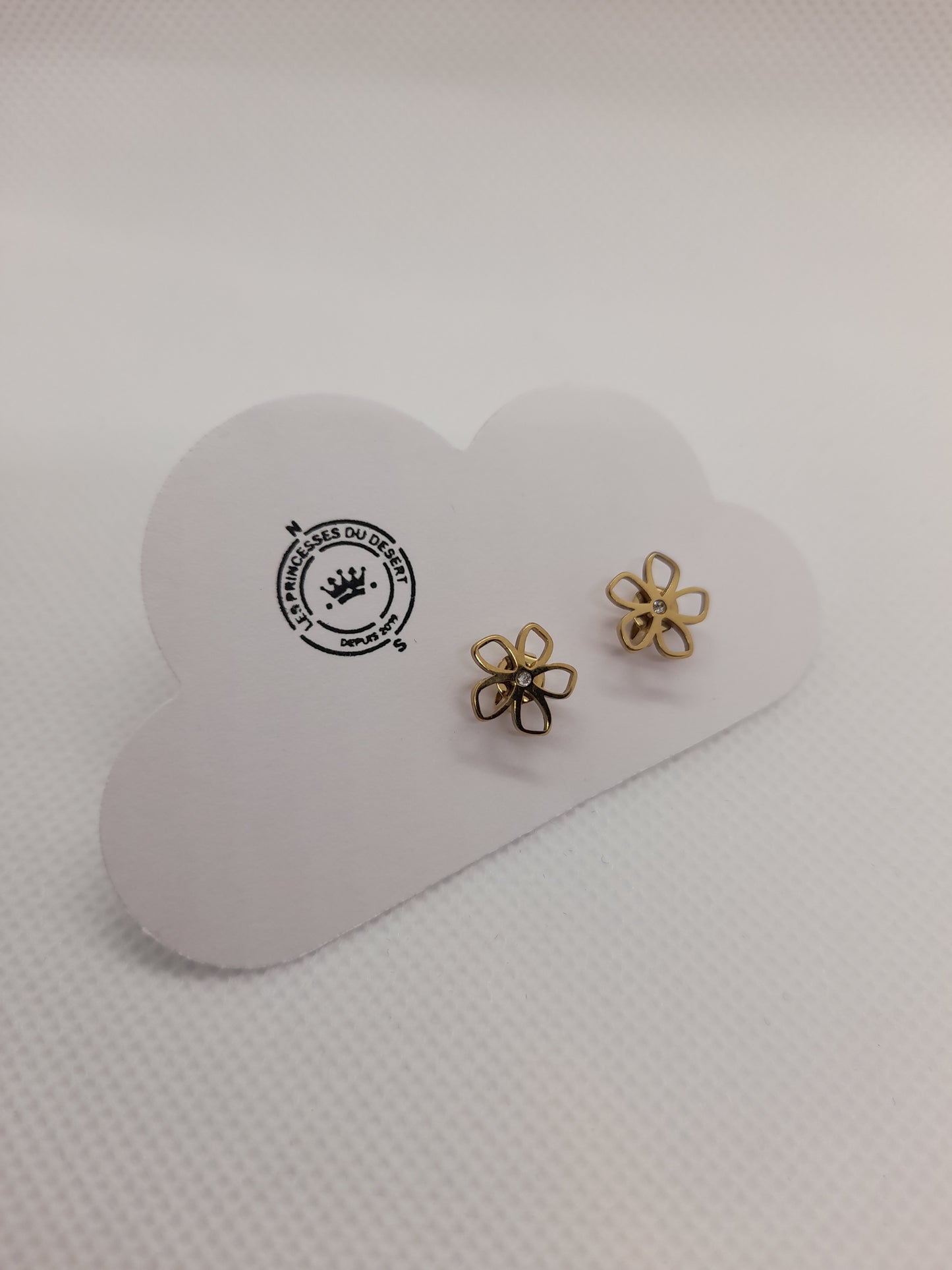 Boucle d'oreilles puce